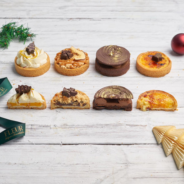 4 Pieces Christmas Edition Mini Tarts Box ( Saffron Orange, Cream Brulee, Milk Chocolate Feuilletine ,Gingerbread Apple )