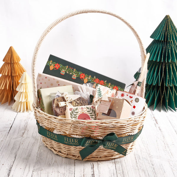 Basket ( Contains 11 Item )