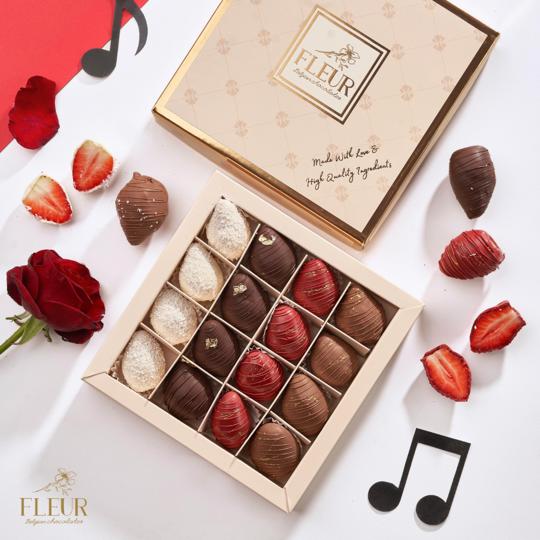 16 Piece Belgian Chocolate Coated with Strawberry with 4 Flavors