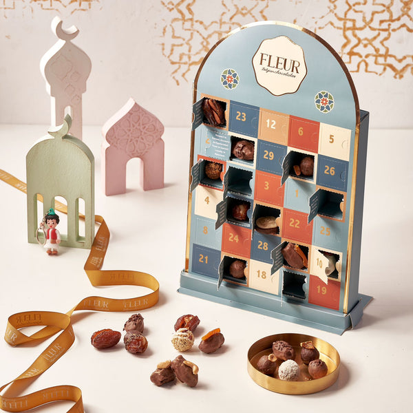 "30" Pockets Ramadan Calendar Full of ( Medjool Dates – Dates Truffles – Eid Cookies – Surprise item )